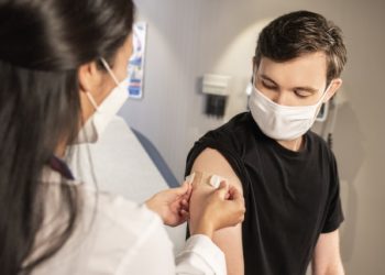 Tempi duri per i Vaccinati: dai dati ufficiali sono già i più colpiti dal virus – dal blog Storia Segreta