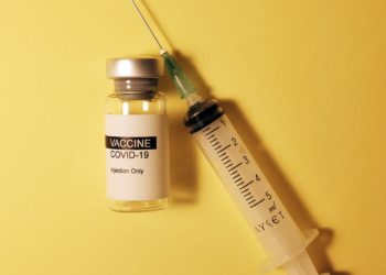 La morte legata alle vaccinazioni antiCovid è premeditata e coordinata.