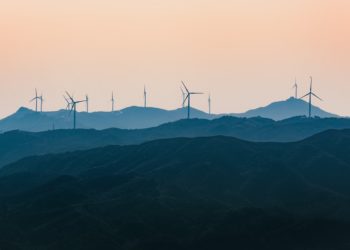 L’EU ha bisogno di un guerra per il petrolio, rapidamente! Altrimenti diventa lampante la truffa dell’auto elettrica…