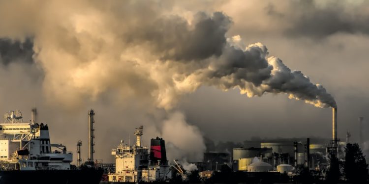 Alla Germania dell’ambiente non interessa nulla! Vuole solo cacciare gli USA dall’Europa. Il caso combustibili sintetici