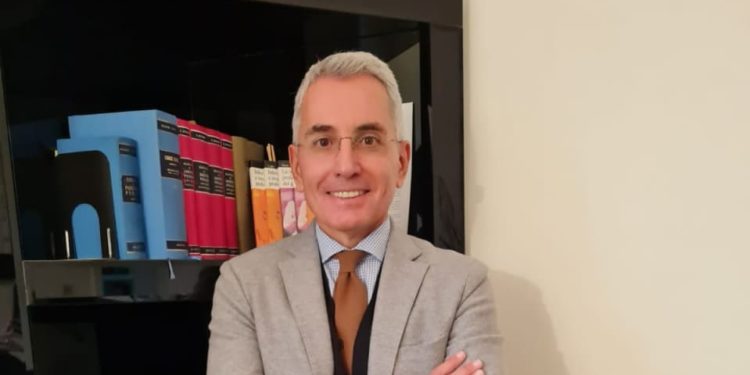 Le criticità dei green pass nazionali alla luce della normativa in materia di trattamento dei dati personali: tanti ottimi principi euro-unitari che si dissolvono in sede applicativa. Il green pass non è giuridicamente accettabile ma c’è!