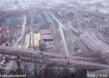 Dunque sembra vero: pur sconfitti, i nazisti di Azov usano i civili a Mariupol come scudo. Leggete che dice il generale Bertolini…