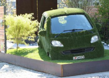 L’EU approva l’obbligo di auto elettrica di fatto dal 2035: il grande passo è compiuto, per tenere in piedi l’euro. Ed ora, che guerra sia!