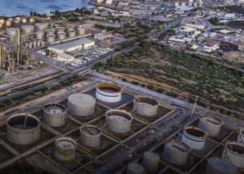 La fortuna di questi tempi ad avere la più grande raffineria del Mediterraneo in Italia