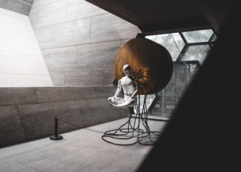 Domande irriverenti di un anziano adolescente poco tecnologico: l’‘‘IO’’ e il ‘‘NOI’’ chi sono oggi?