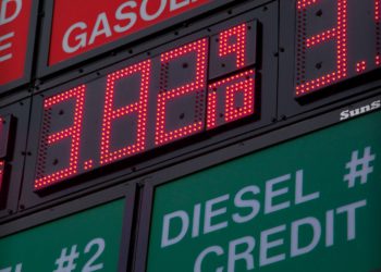 Perchè non c’è nulla da festeggiare per il successo dei BTP Italia: pagano immensamente di più degli omologhi stranieri!