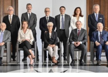 La Consulta e l’ignavia di non decidere. E i grandi media che inventano le loro verità