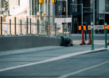 La crisi del fentanil negli USA è di avvelenamento, non di addizione alla droga! (e chi organizza i traffici è la Cina)