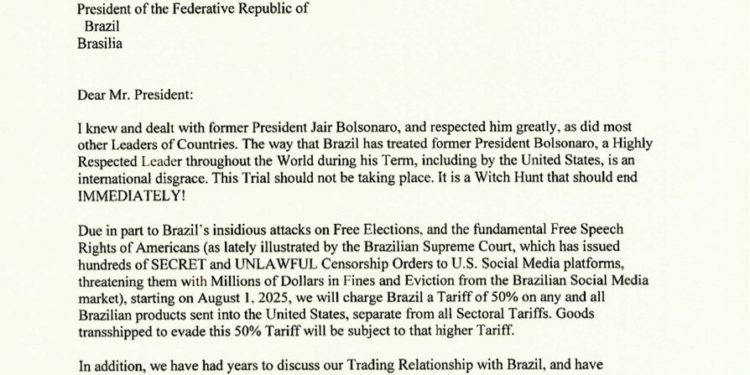 Il tragico caso dei giornalisti che “si dimenticano” di leggere la dichiarazione di Trump sui dazi al 50% al Brasile