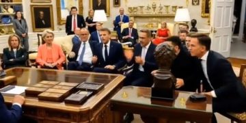 Spettacolare dietrofront di Zelensky a Washington! Concorda con Trump su tutto (sia territori che la pace, non il cessate il fuoco) rinnegando le pretese dell’Europa!