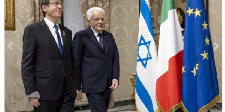 Cosa sta succedendo al Quirinale? Dopo l’attacco di Mosca, a seguito di esternazioni di Sergio Mattarella, anche Israele fa lo stesso