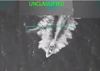 Trump: “Le Forze Armate USA colpiranno chi contrabbanda droga negli Stati Uniti”. “Presto attacchi anche in terraferma”