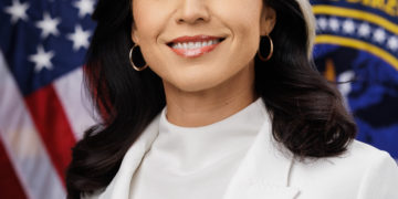 Perchè l’ufficio del militare Tulsi Gabbard (DNI) fa così paura al Deep State da far temere suicidi eccellenti in Europa