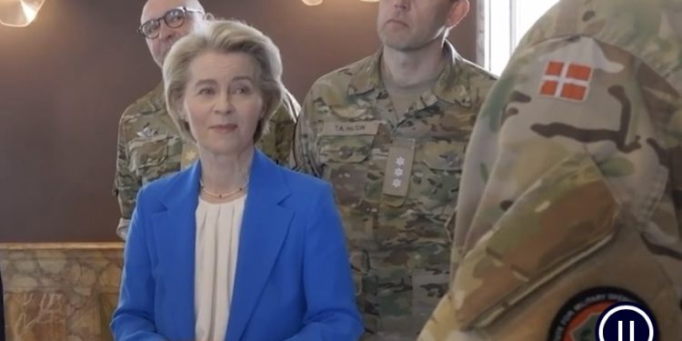 Si rimpiangeranno gli USA: Von der Leyen, “Più tasse per tutti” (e fine della protezione militare USA per l’Italia)